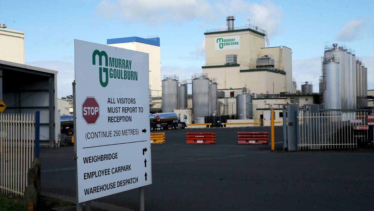 Murray Goulburn says it's not considering outsourcing its milk collection.