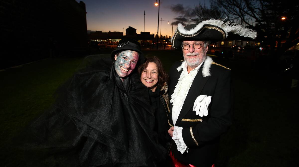 FESTIVE: Glittery photographer Jo Condon, committee chairperson Meg Finnegan and councillor Ralph Leutton kick off the Winter Weekends in style. Picture: Amy Paton