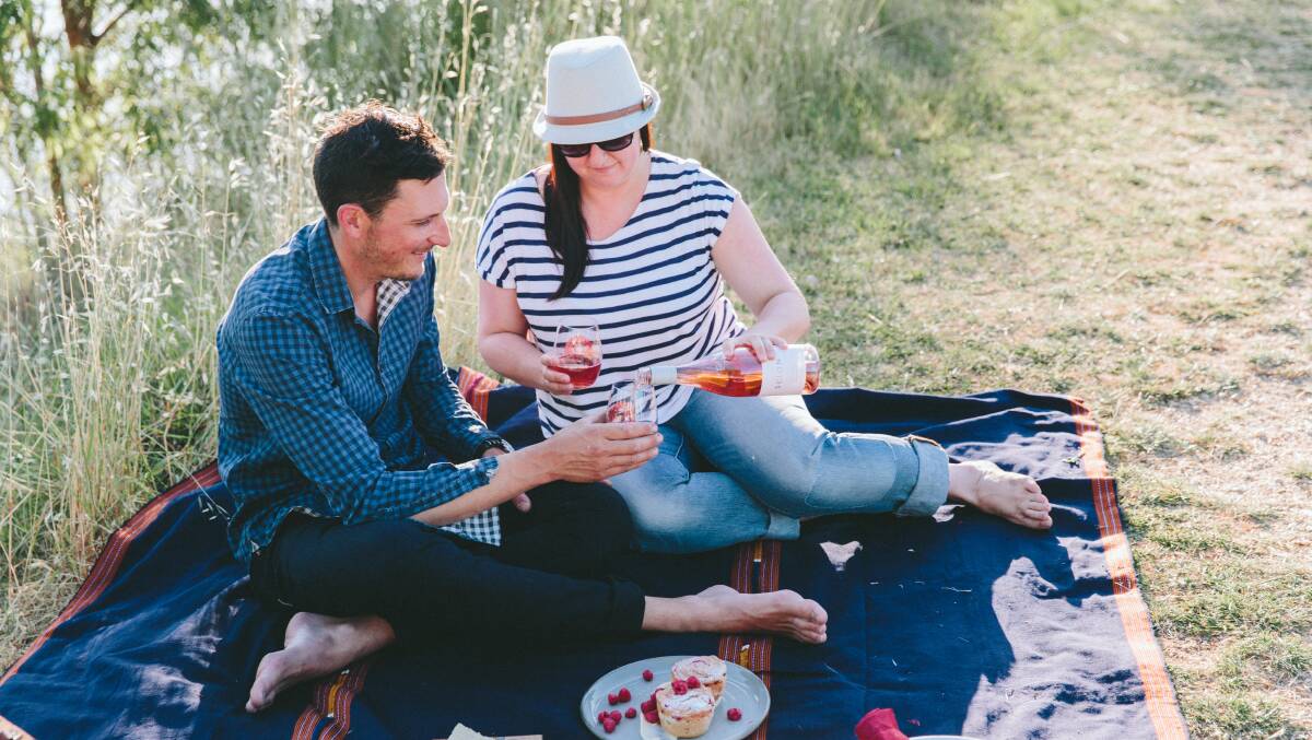 Want to know where to pick up a great hamper in Rutherglen and enjoy a picnic? Visit www.rutherglenvic.com/picnic-areas and choose from a variety of fantastic options. 