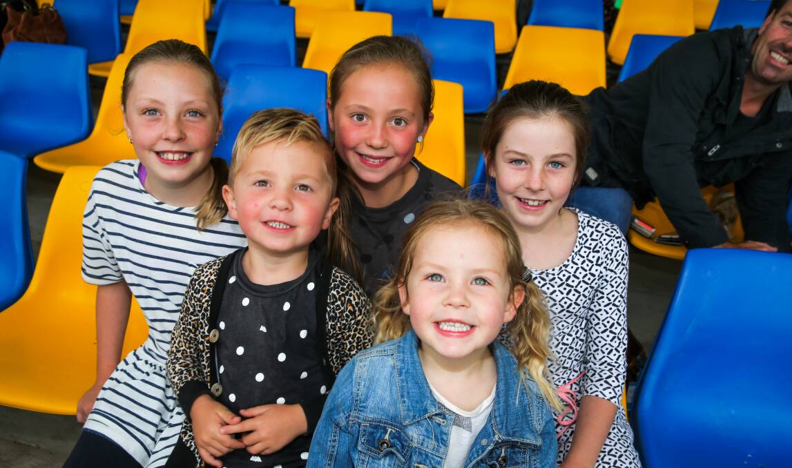 Friends Isla McNulty, 10, Lawson Chow, 4, Bella Chow, 10, Quinn McNulty, 3, and Sadie McNulty, 8, all of Warrnambool, enjoying some time out on a school night.