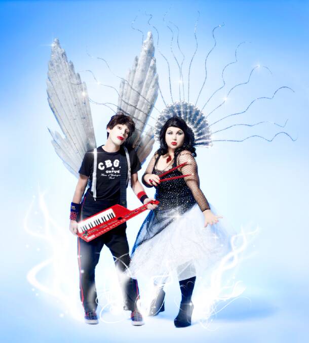 Musicomedy duo Die Roten Punkte will perform in Portland on October 19.