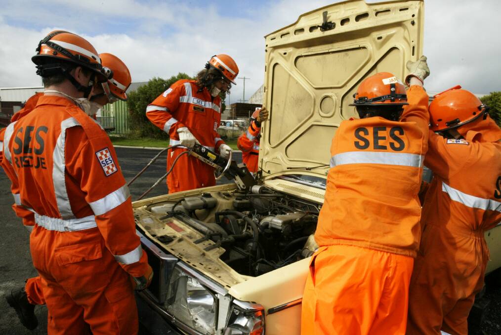SES members conducting a training exercise. Picture: Rob Gunstone