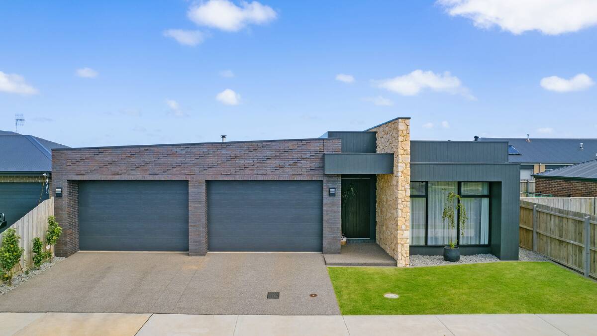 Luxurious four bedroom home in Warrnambool's Northern Edge Estate
