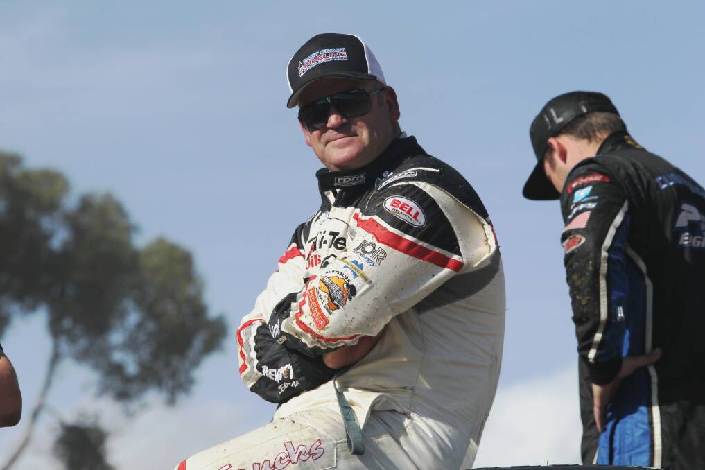 TOUGH COMPETITOR: Australian champion Robbie Farr has committed to the 2016 Grand Annual Sprintcar Classic at Allansford's Premier Speedway.