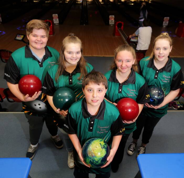 TEAM EFFORT: Coedan Gruar, 15, Keiara Graur, 14, Sean Dennis, 13, Shantelle Rogitsch, 13, and Marlee Campbell, 15, are heading to Colac to compete in the Victorian Country Cup. Picture: Rob Gunstone