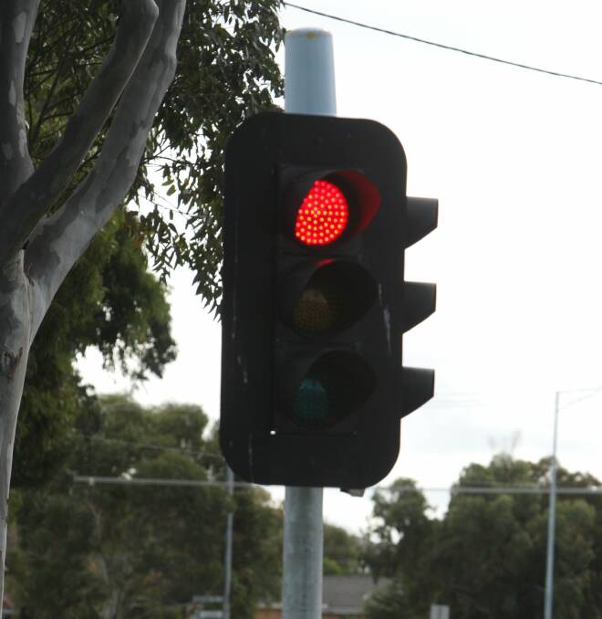 Faulty traffic lights cause ‘bedlam’ at Portland intersection