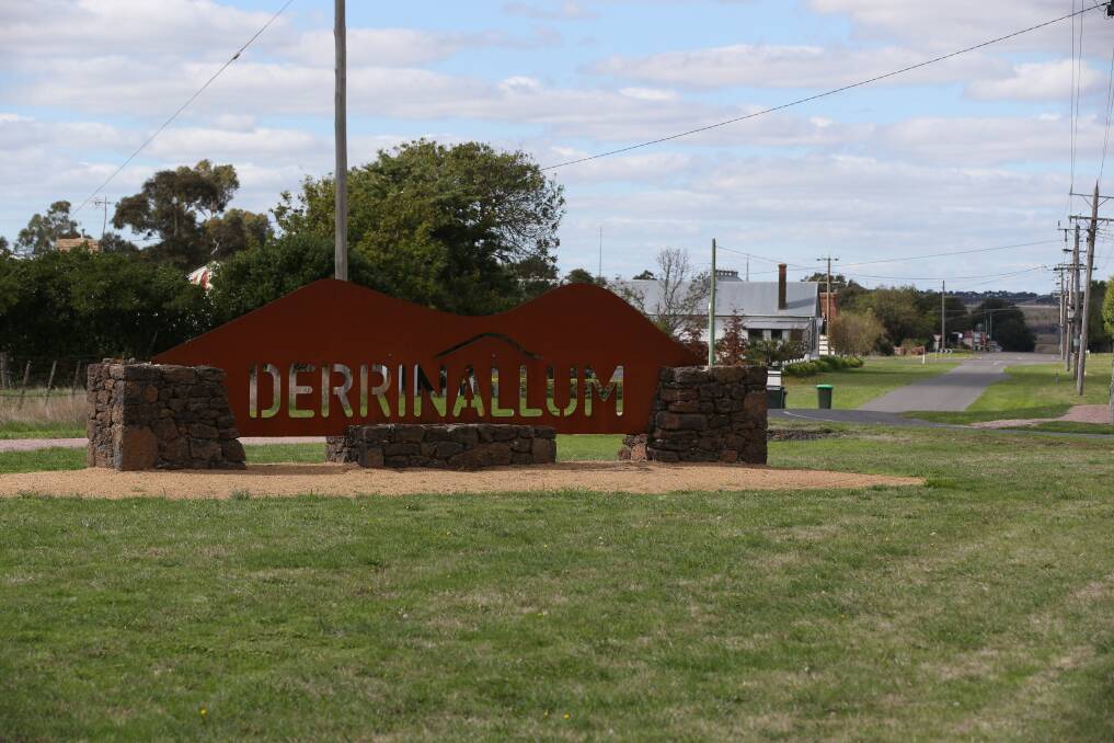 The Derrinallum entry sign.