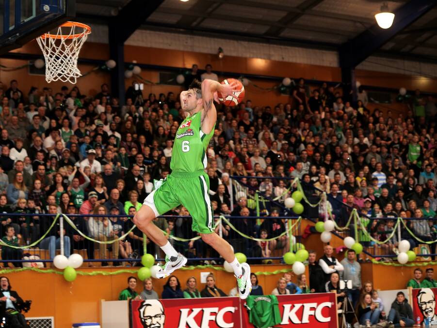 BIG IMPROVER: Nathan Sobey, pictured driving home
a slam dunk for the Warrnambool Seahawks, is ready to
tackle NBL finals. Picture: Rob Gunstone