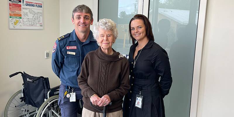 Ambulance Victoria team manager Andrew Berry, Alwyn Bell and Timboon Health's director of clinical services Larissa Barclay. Picture supplied