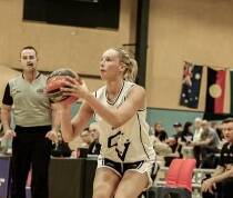 Port Fairy's Poppy Myers takes a shot for Vic Country at the under 18 national championships. Picture by Basketball Victoria 