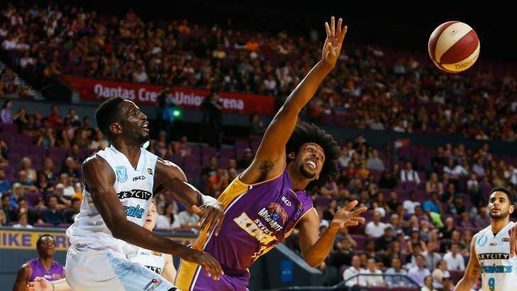 Josh Childress is excited to be making his comeback from injury this week.  Photo: Daniel Munoz