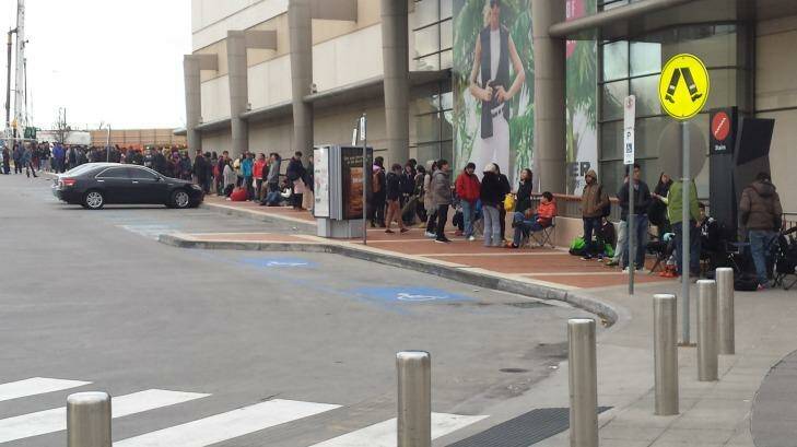 A line of more than 100 people outside Chadstone Shopping Centre in Victoria. Photo: Larissa Nicholson