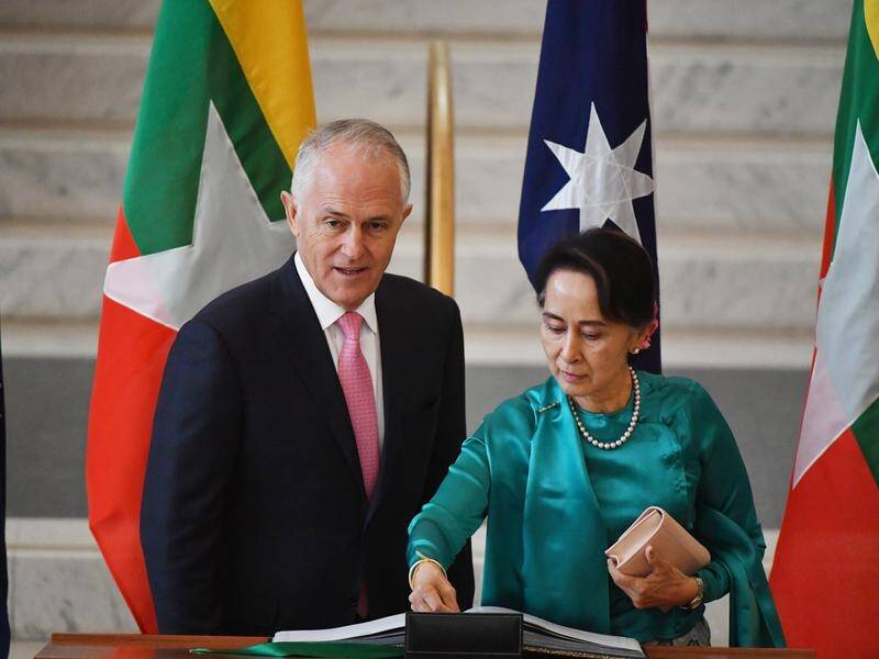 Aung San Suu Kyi and Malcolm Turnbull have discussed Myanmar's humanitarian crisis.