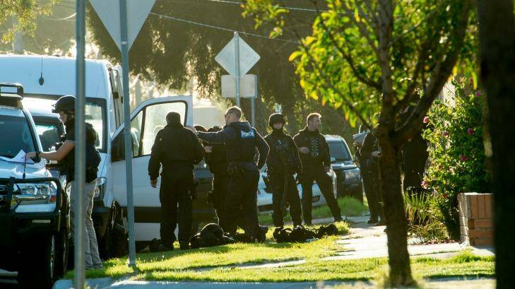 A siege underway in Levenia Street St Albans after a drug bust. Photo: Penny Stephens