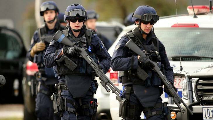 Victoria Police Special Operations Group members outside the Melbourne remand centre. Photo: Pat Scala