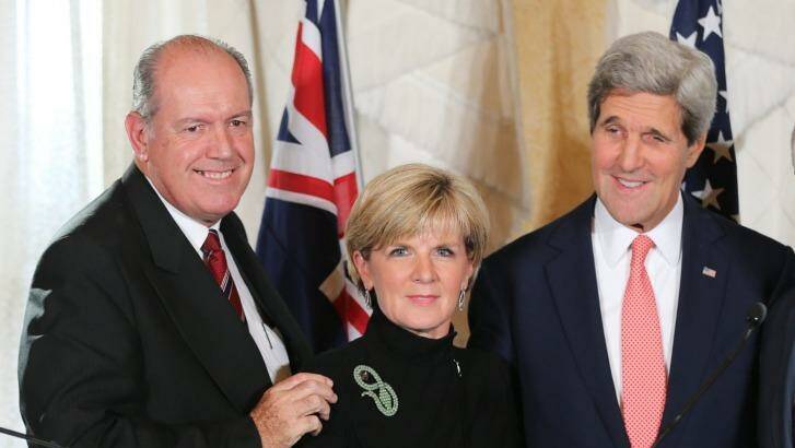 Defence Minister David Johnston and Foreign Minister Julie Bishop, with US Secretary of State John Kerry. Photo: Brendan Esposito