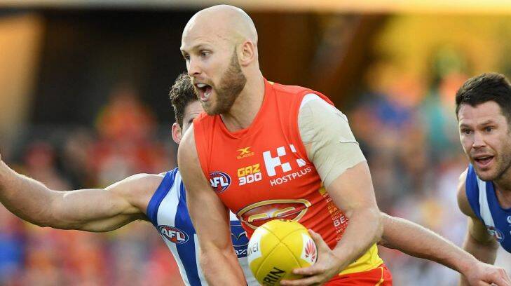 Suns player Gary Ablett during the round 15 AFL match between the Gold Coast Suns and the North Melbourne Kangaroos at Metricon Stadium on the Gold Coast, Saturday, July 1, 2017. (AAP Image/Dave Hunt) NO ARCHIVING, EDITORIAL USE ONLY