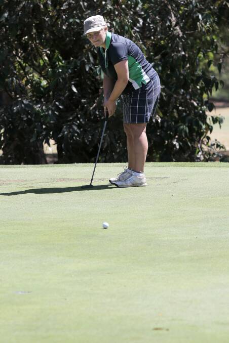 Cobden’s Kathryn Robertson watches her putt roll at yesterday’s Cobden Cup.