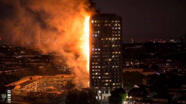 The London fire. Photo: Twitter/@kafianoor
