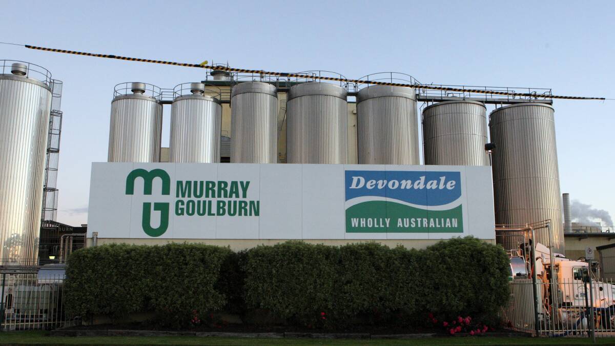 Dairy processor Murray Goulburn has revealed an opening price of $6 per kilogram of milk solids, a seven per cent increase on this time last year.