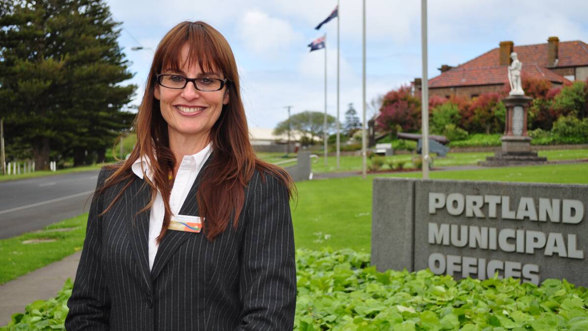 Glenelg Shire chief executive Sharon Kelsey has resigned from the position 