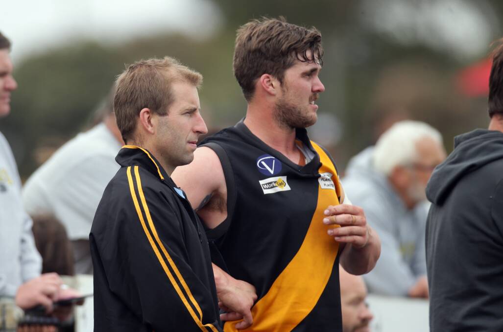 Merrivale coach Karl Dwyer (left) with Tigers ruckman Rhys Raymond, who will be forced to sit out the blockbuster against Panmure this weekend. 