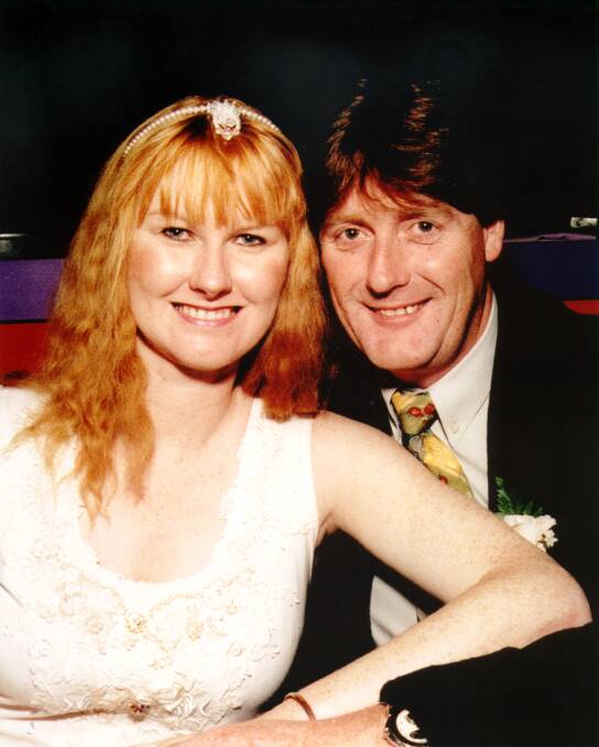 Anthony Mooney with wife Elizabeth in 1995.   Picture: THE AGE