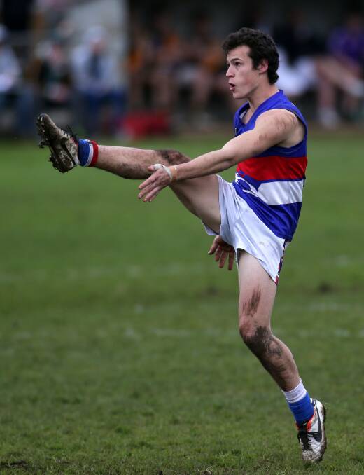 Taylor McKenry in action for Panmure.130817DW56