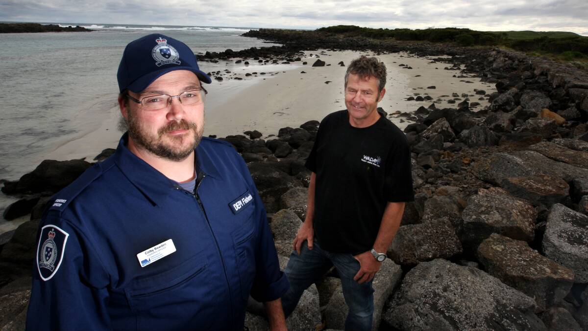 DEPI fisheries officer Colby Bowden and Western Abalone Divers Association chairman Phil Plummer at Port Fairy 