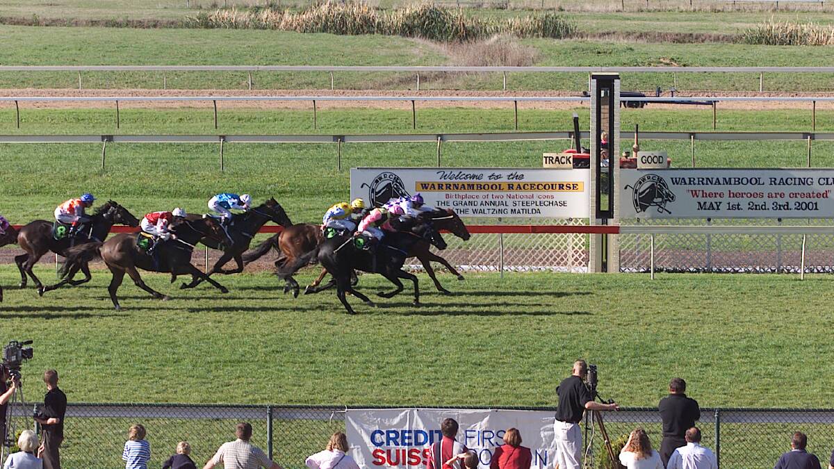 Race 6 in 2000 was a dead heat between Aireys Inlet and Jackawill.