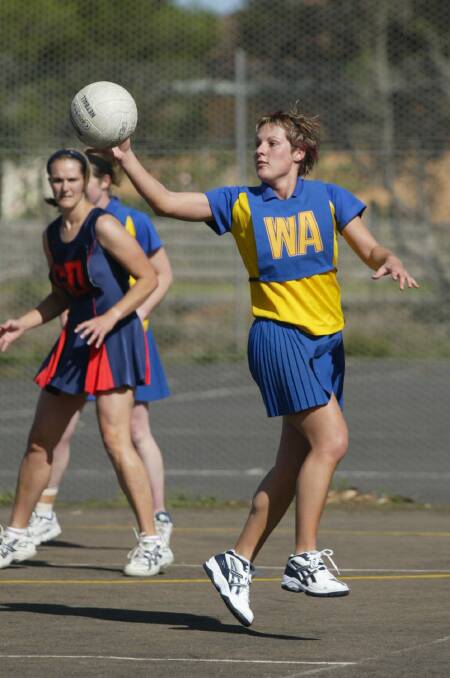 Deakin's wing attack Bec Pye faces Timboon in Round 1 of A grade netball. 