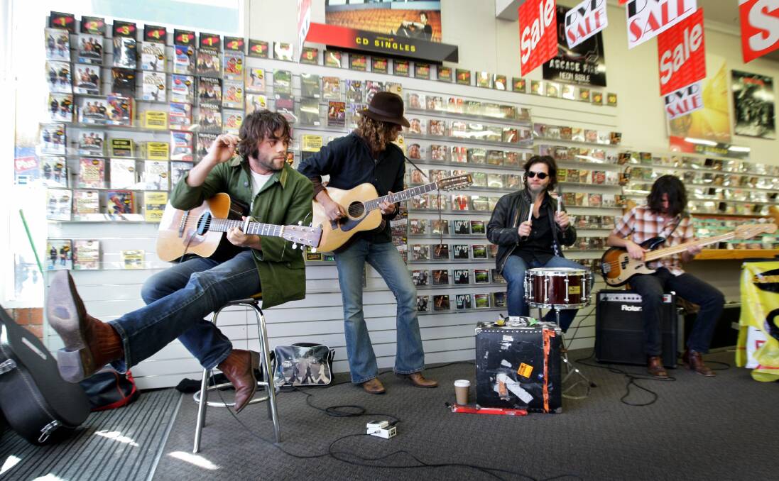 The Exploders perform at Capricorn Records on Liebig Street in 2007.