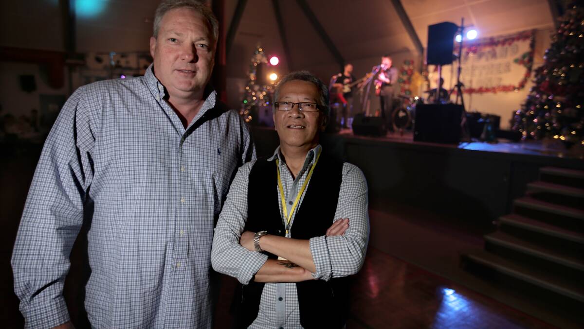 Graham Pennington from the Rotary Club of Warrnambool Central with Organiser Boyd Advincula. 
