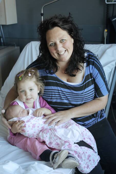 Melanie and Derek Vesey, of Warrnambool, have a baby daughter, Summer Phoenix Vesey, born on March 21. Summer is pictured with sister Zahra and mum Melanie.