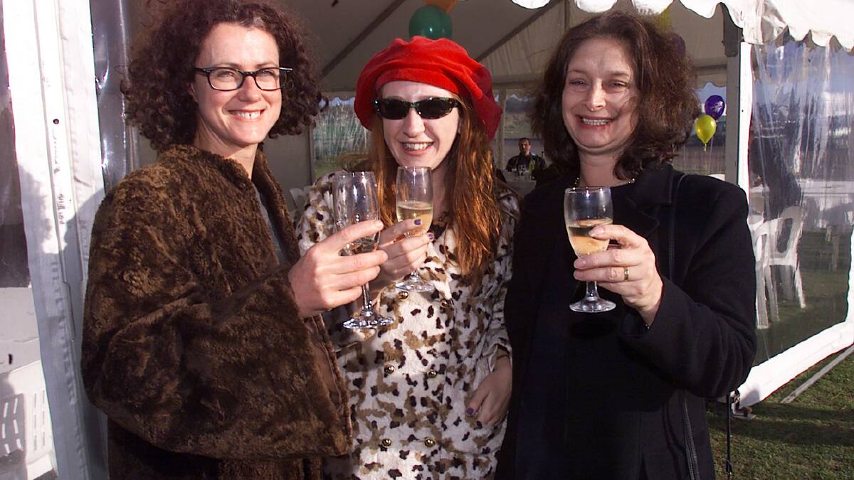 Dr Natalie Ryan, Jane Murphy and Carmelita Maxwell enjoy morning at horse showing breakfast at the beach in 2000.