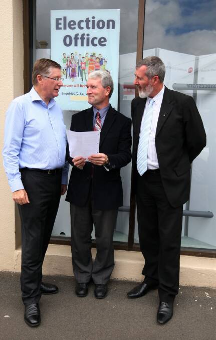 ROY'S INDEPENDENT BID: Former Labor candidate Roy Reekie (right) with returning officer Kevin Waterhouse and outgoing South West Coast MP Denis Napthine