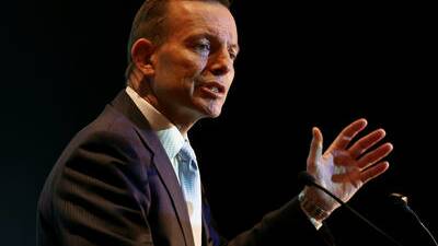 MEET AND GREET: Prime Minister Tony Abbott toured south-west Victoria on Friday afternoon