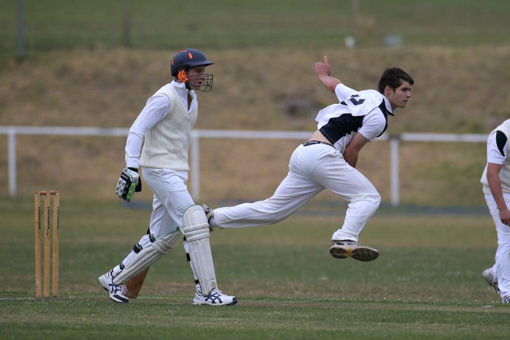 Grassmere batsman Justin Fedley top scored with 101 in his side s division two win, while Warrnambool s Jacob Threlfall took 5-20. 