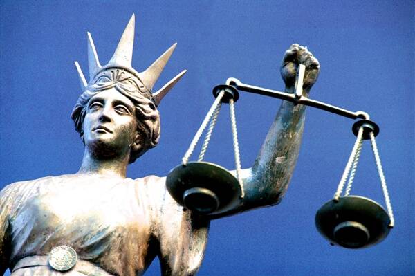 Guilty plea after Warrnambool man found with stolen items