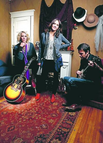 The Waifs: The Aussie US ex-pats are Folkie favourites.