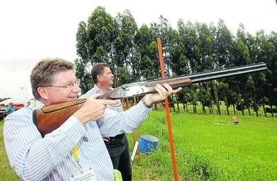 Member for South West Coast Denis Napthine takes aim at Laang, watched by State Opposition Leader Ted Baillieu. 091121AM38   Picture: ANGELA MILNE