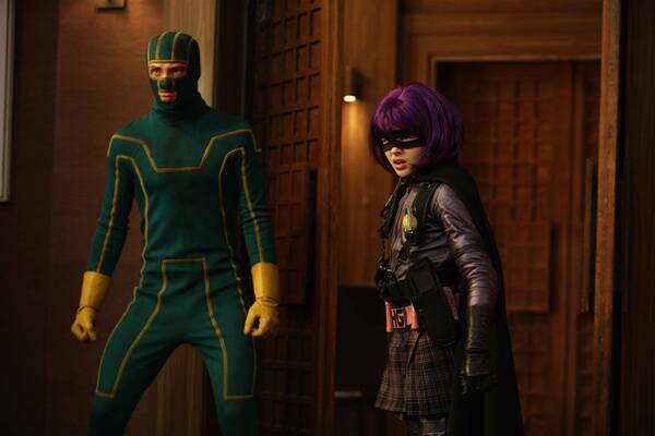Kick-Ass and Hit Girl get ready kick arse and hit guys in  Kick-Ass .