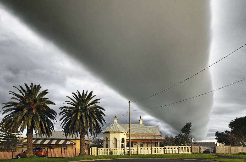 Warrnambool photographer Robin Sharrock’s 2010 snap of a unique cloud formation has been included in the Australian weather calendar.