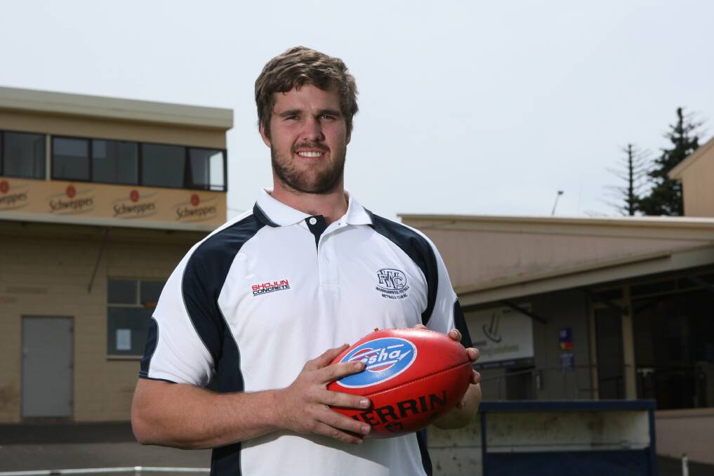 An administrative loophole has given Warrnambool big man Rhys Raymond a way of joining Merrivale for the 2014 season. 