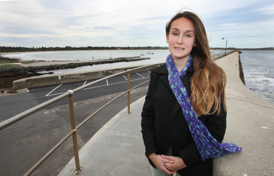 Spanish engineering student Silvia De San Laureano Quinones, who is on an exchange program at Deakin University, has completed a study on the changes to Lady Bay since 1870.   