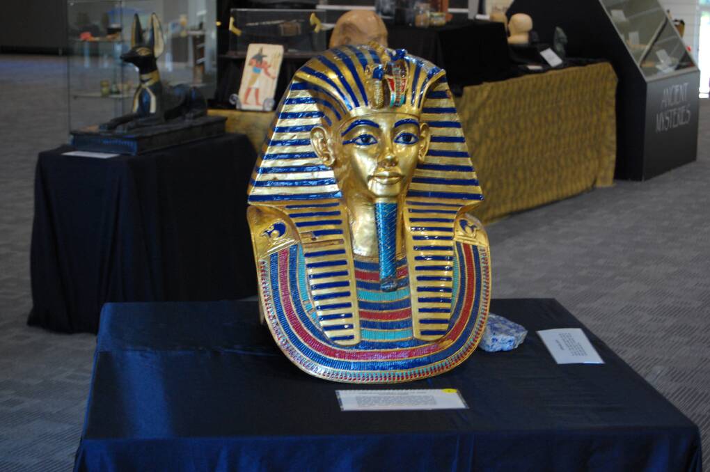 A replica of Tutankhamen’s death mask will be on display at the exhibition in Warrnambool.