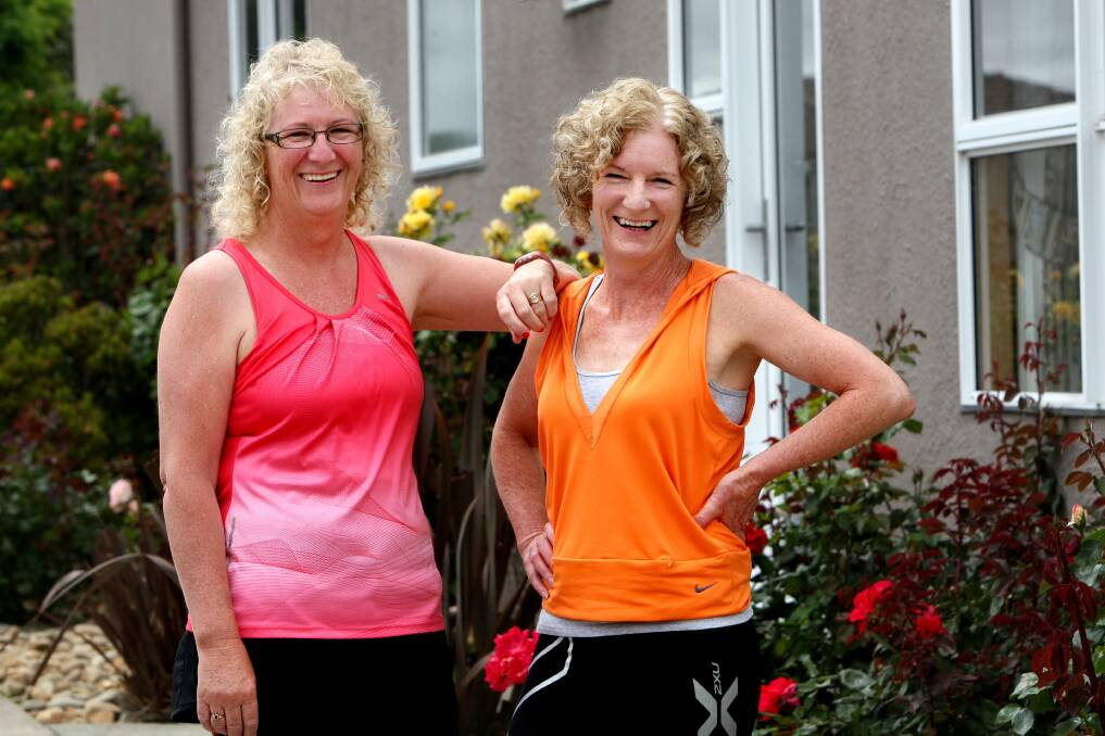 Dennington sisters, Carolyn Rivett, left, and Louise Dryburgh are both running in the Surf 'T' Surf 10km run on Sunday. 121231LP04 PICTURE:LEANNE PICKETT