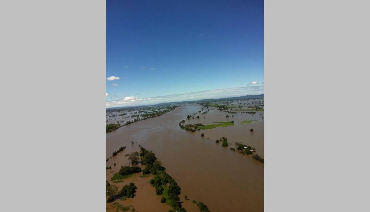 The swollen Clarence River. Photo: Barry O'Farrell via Twitter