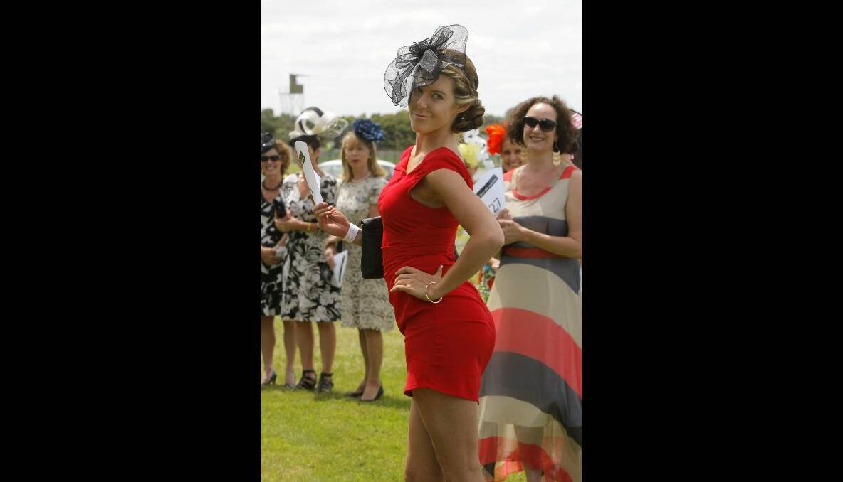 Port Fairy Cup: fast horses and fashion.
