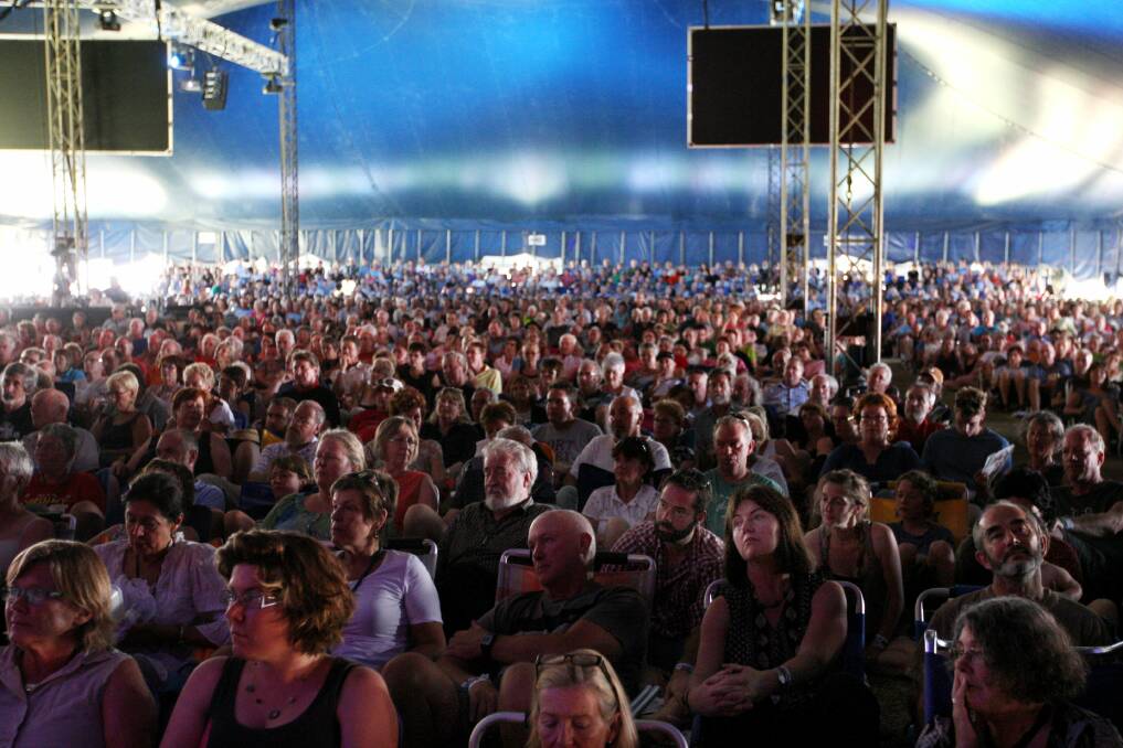 Folk festival punters packed in to see Arlo Guthrie close the festival for another year.